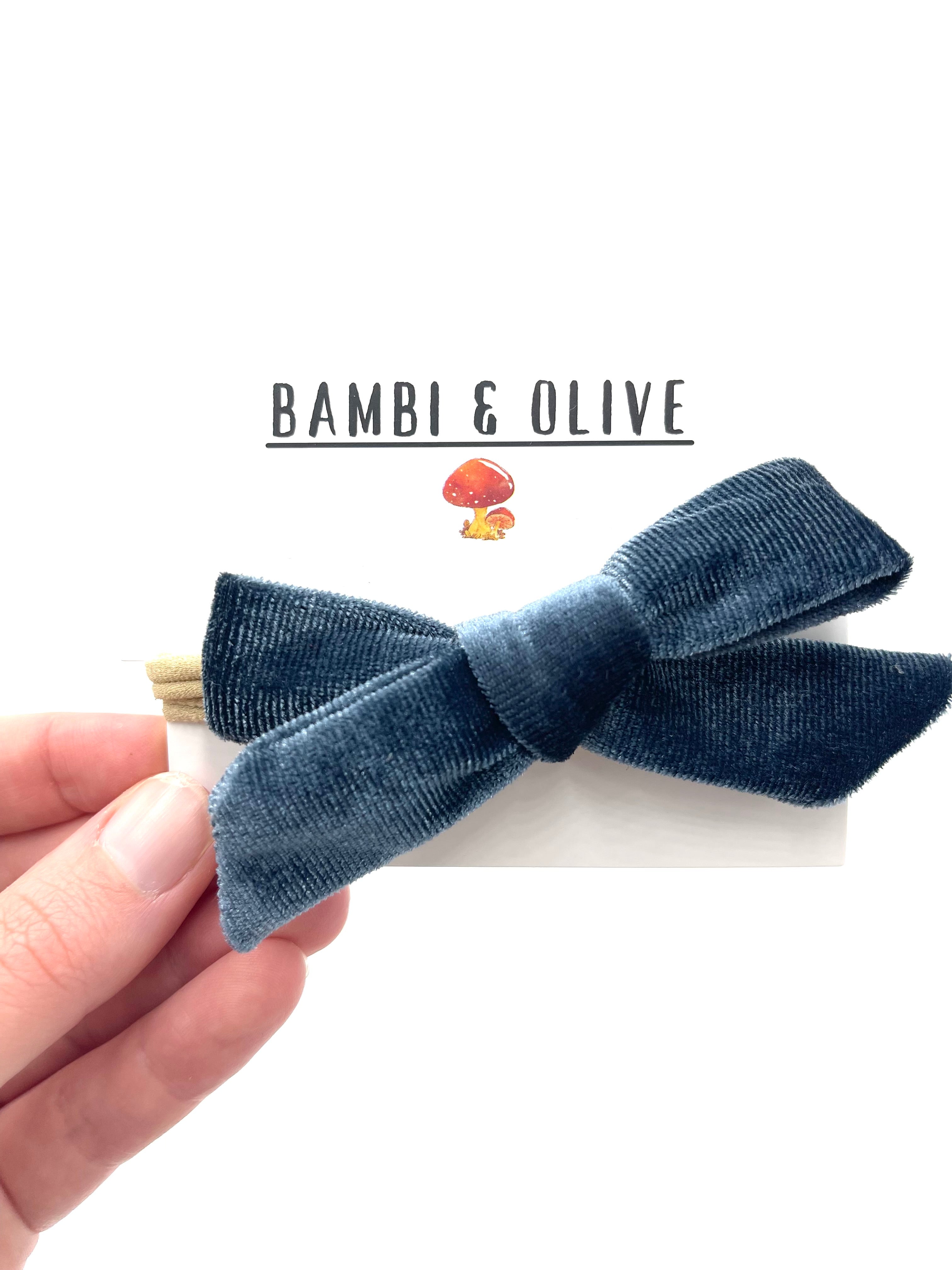 Pretty Little Bow